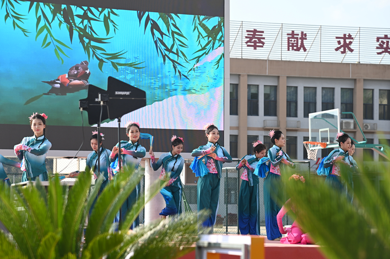 10.152_副本.jpg